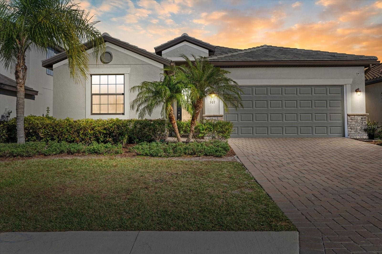707 Fire Bush Court, FL