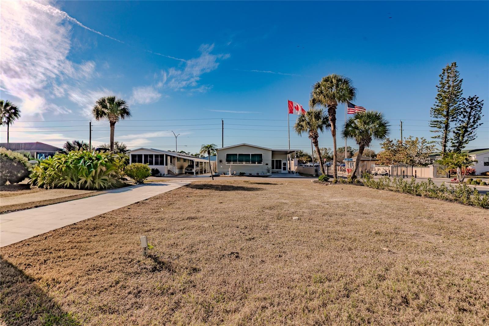 2100 Kings Highway, FL