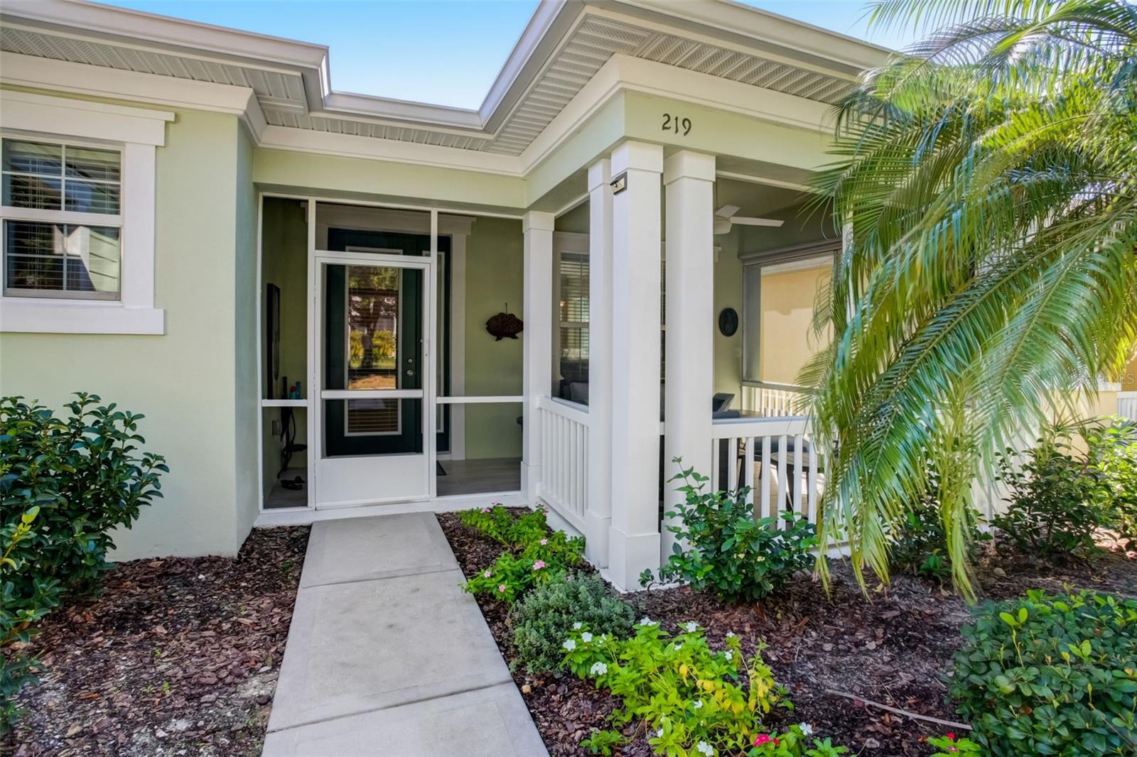 219 Sunset Crest Court, FL
