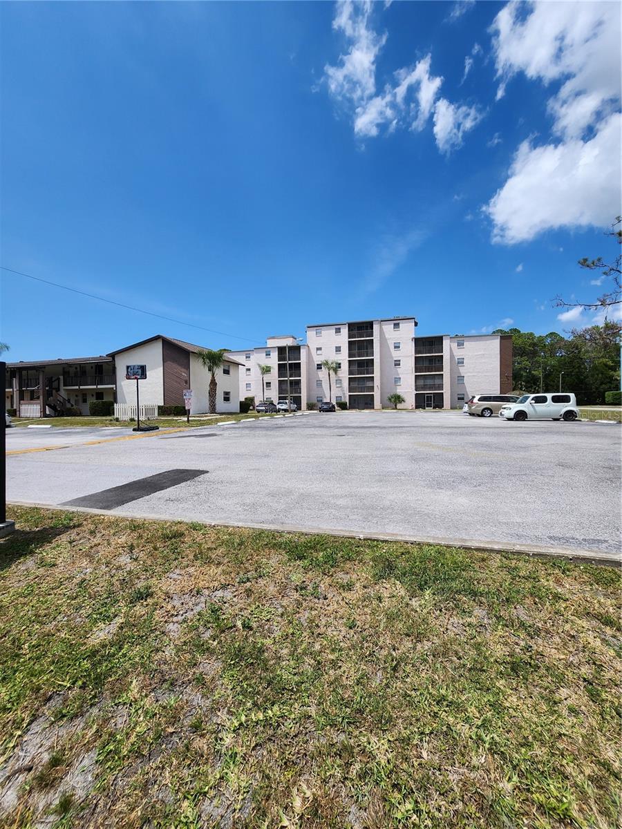 5541 Bay Boulevard, FL