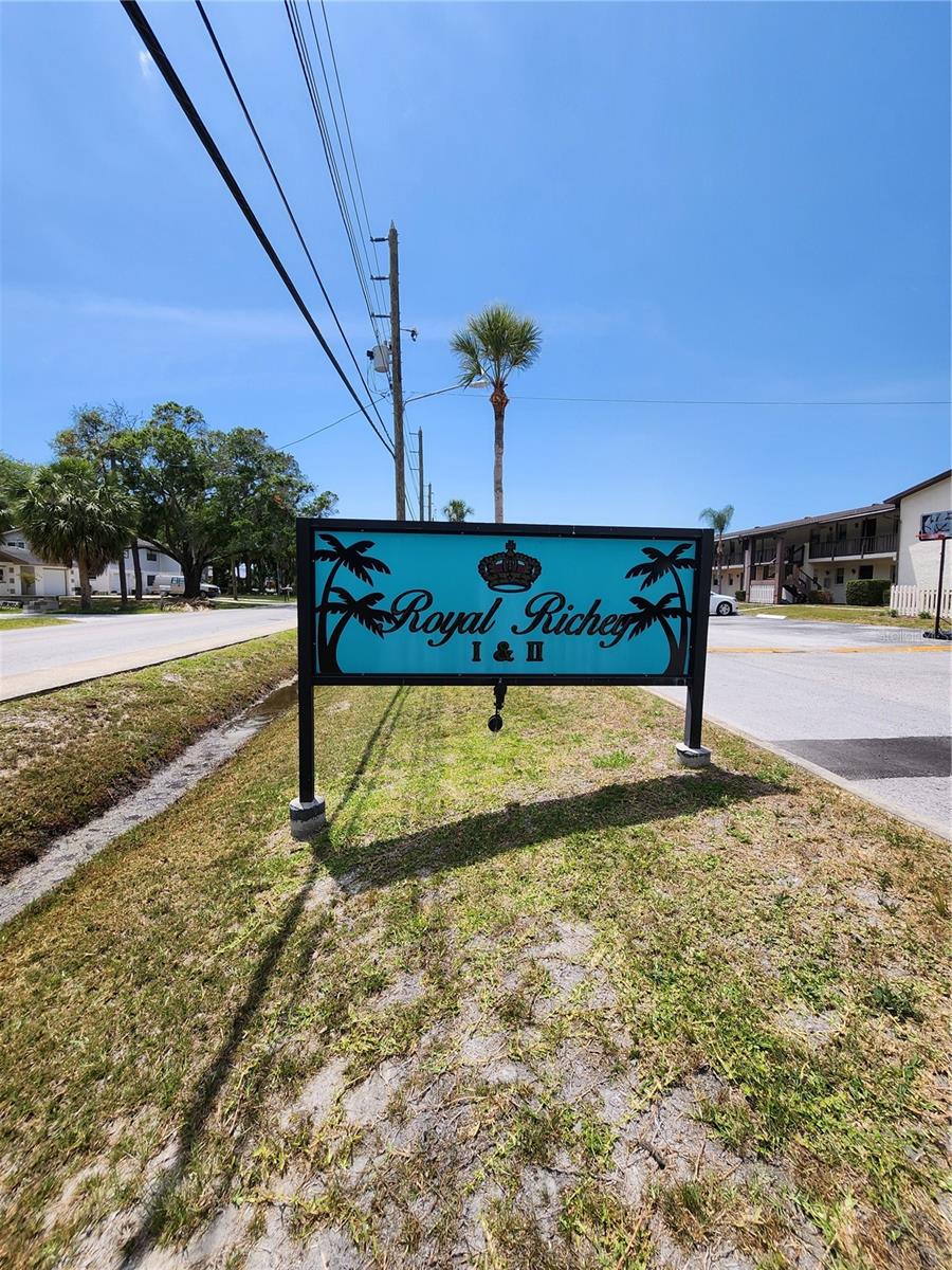 5541 Bay Boulevard, FL