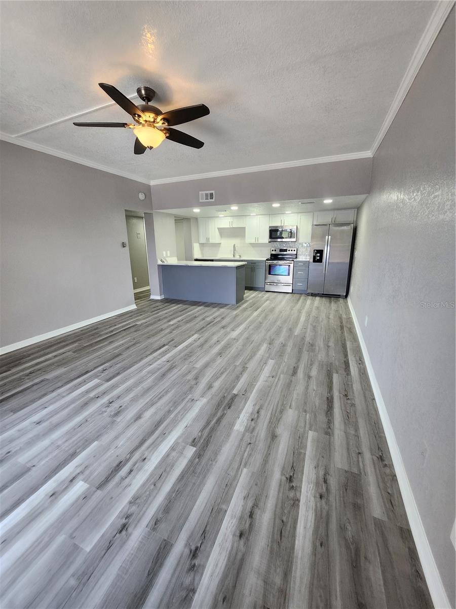 5541 Bay Boulevard, FL