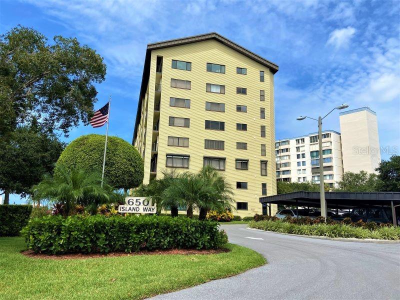 650 Island Way, FL