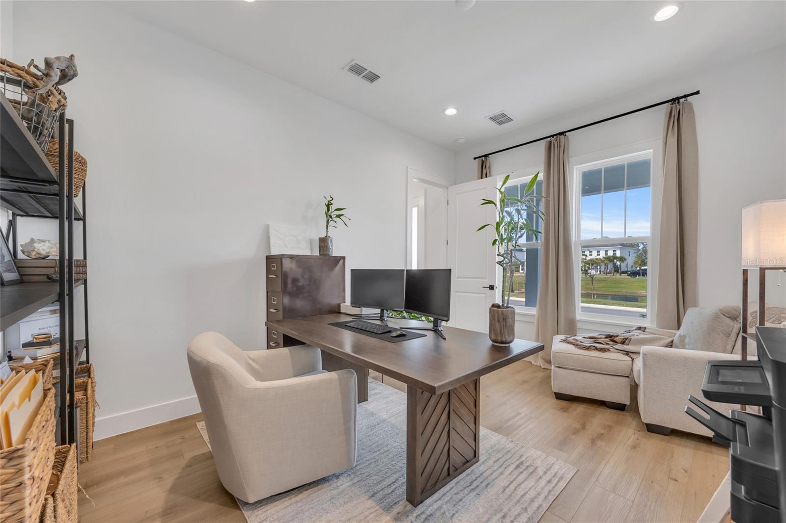 906 Allendale Lane, FL