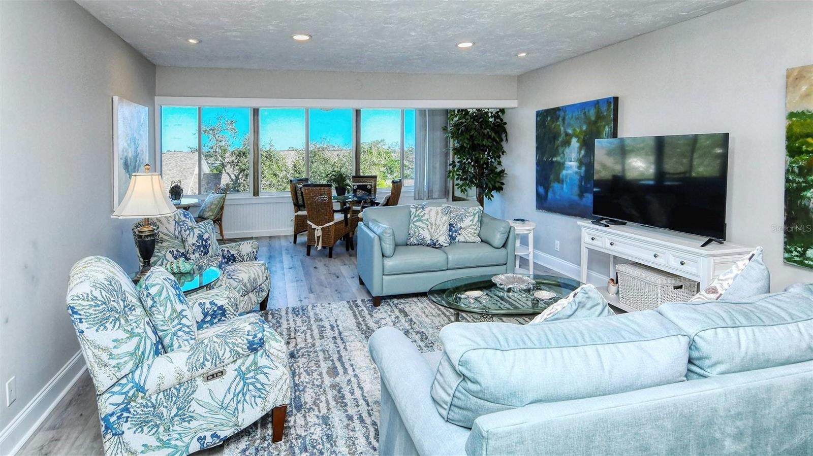 1255 Peppertree Drive, FL