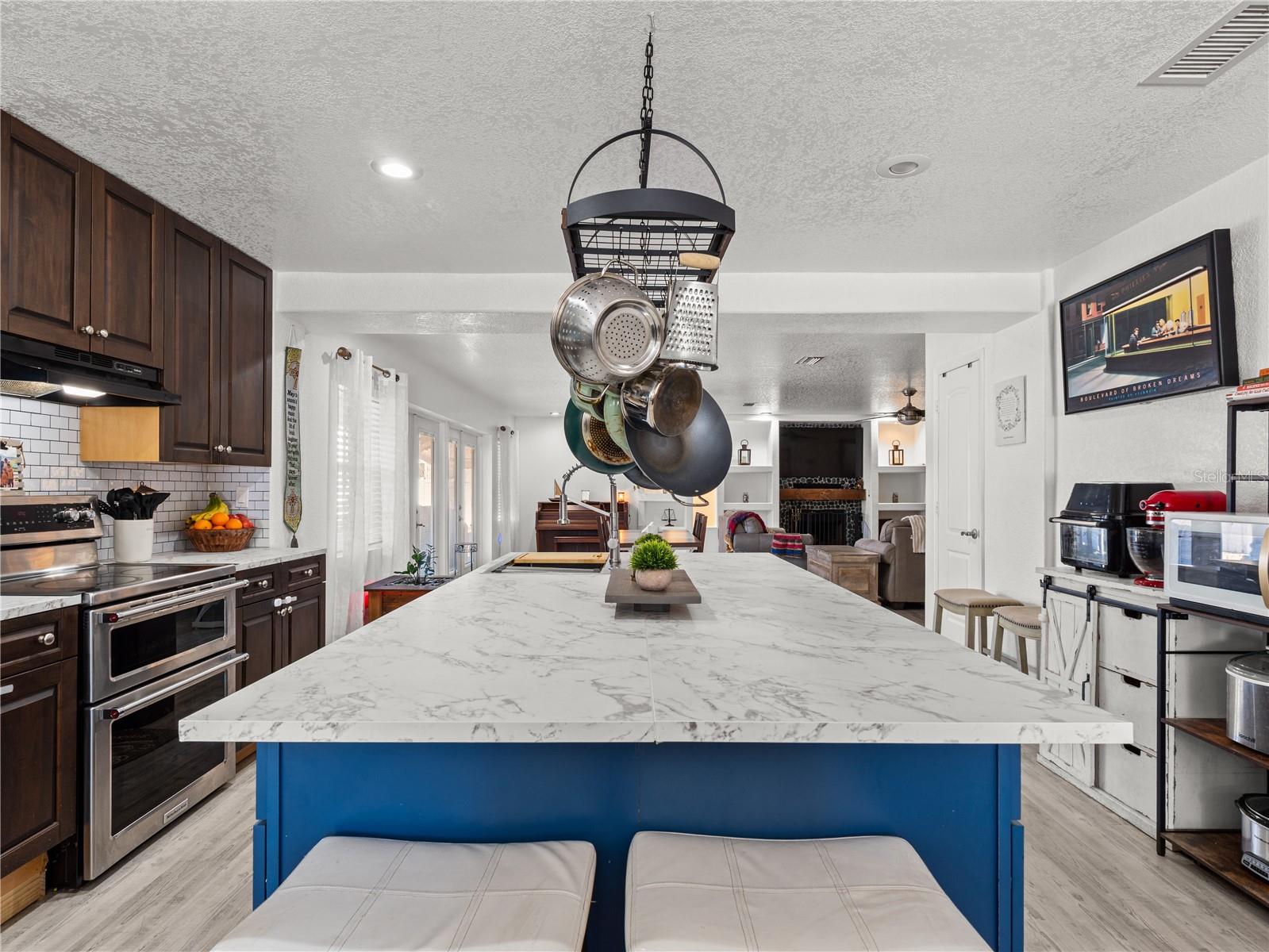 14 Whetstone Lane, FL