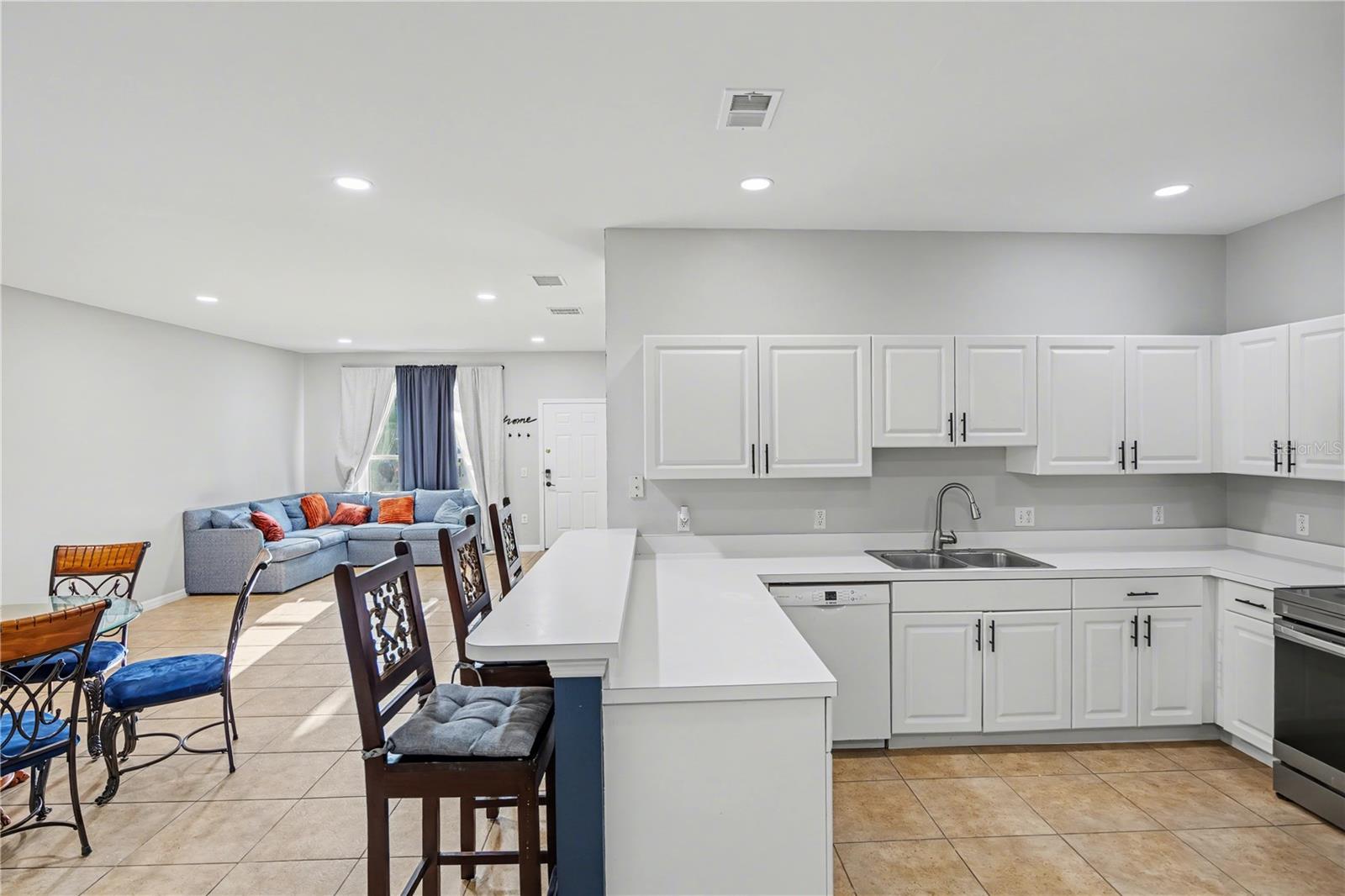 3158 Sun Lake Court, FL