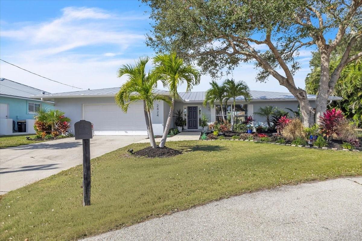 2424 Rosa Lane, FL