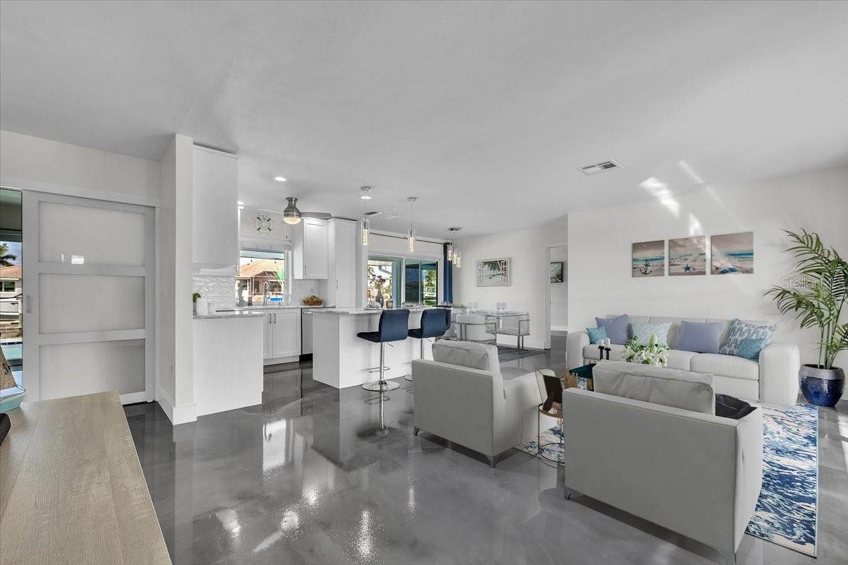 2424 Rosa Lane, FL