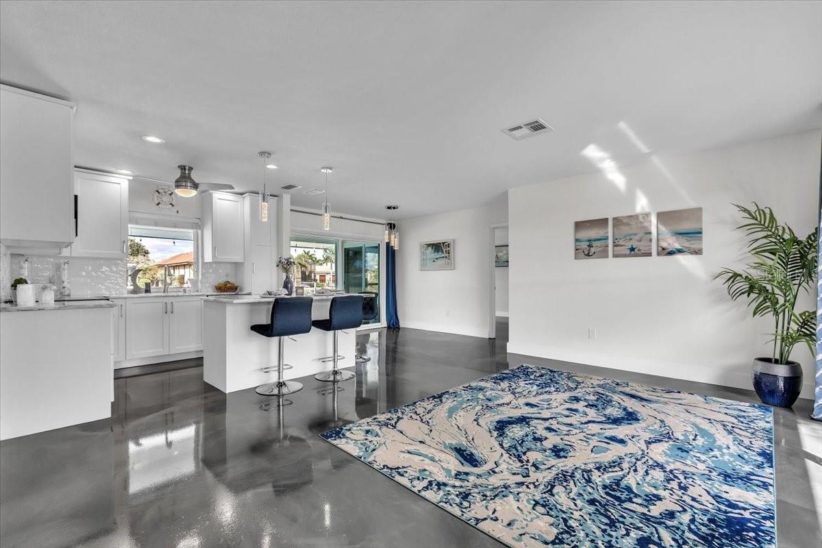 2424 Rosa Lane, FL
