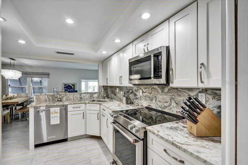 6046 Peppertree Way, FL