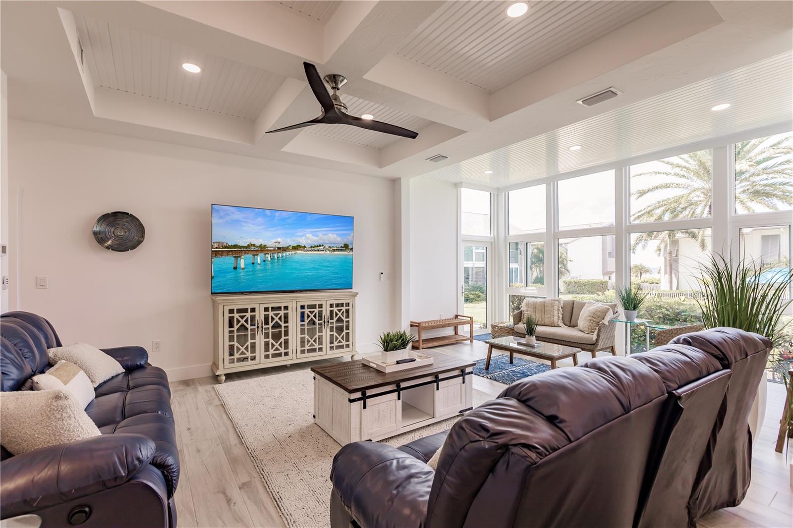 6042 Peppertree Way, FL
