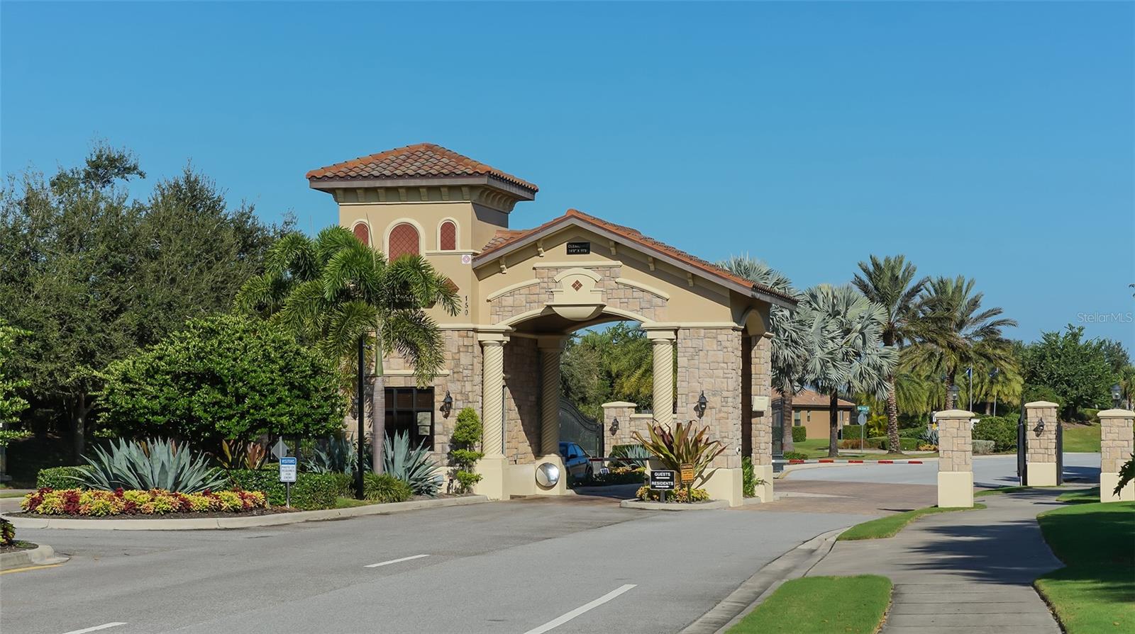523 Grand Preserve Cove, FL