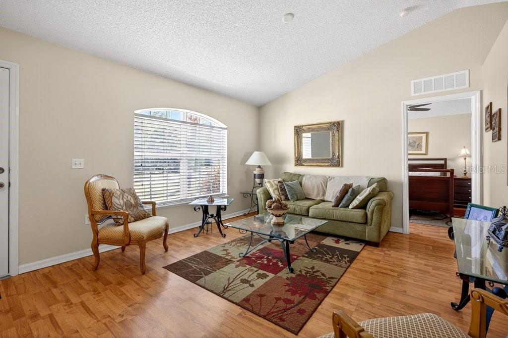 51 Longfellow Drive, FL
