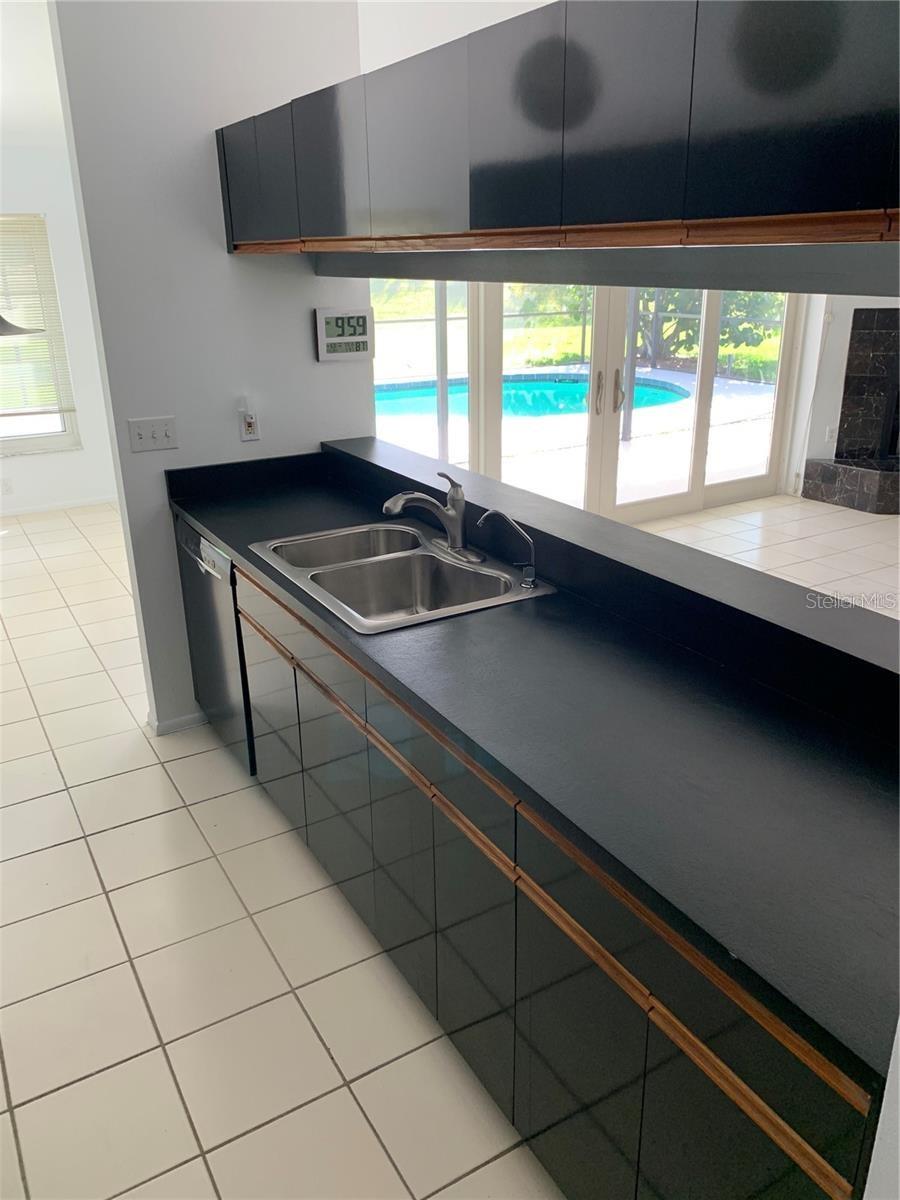 3982 Kingston Drive, FL