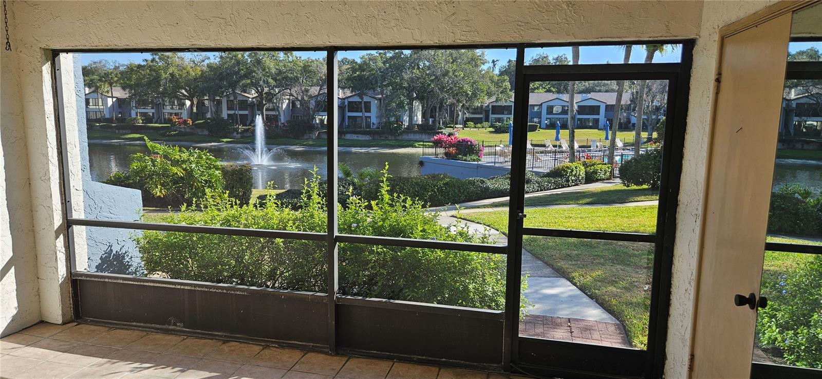 2 Escondido Circle, FL