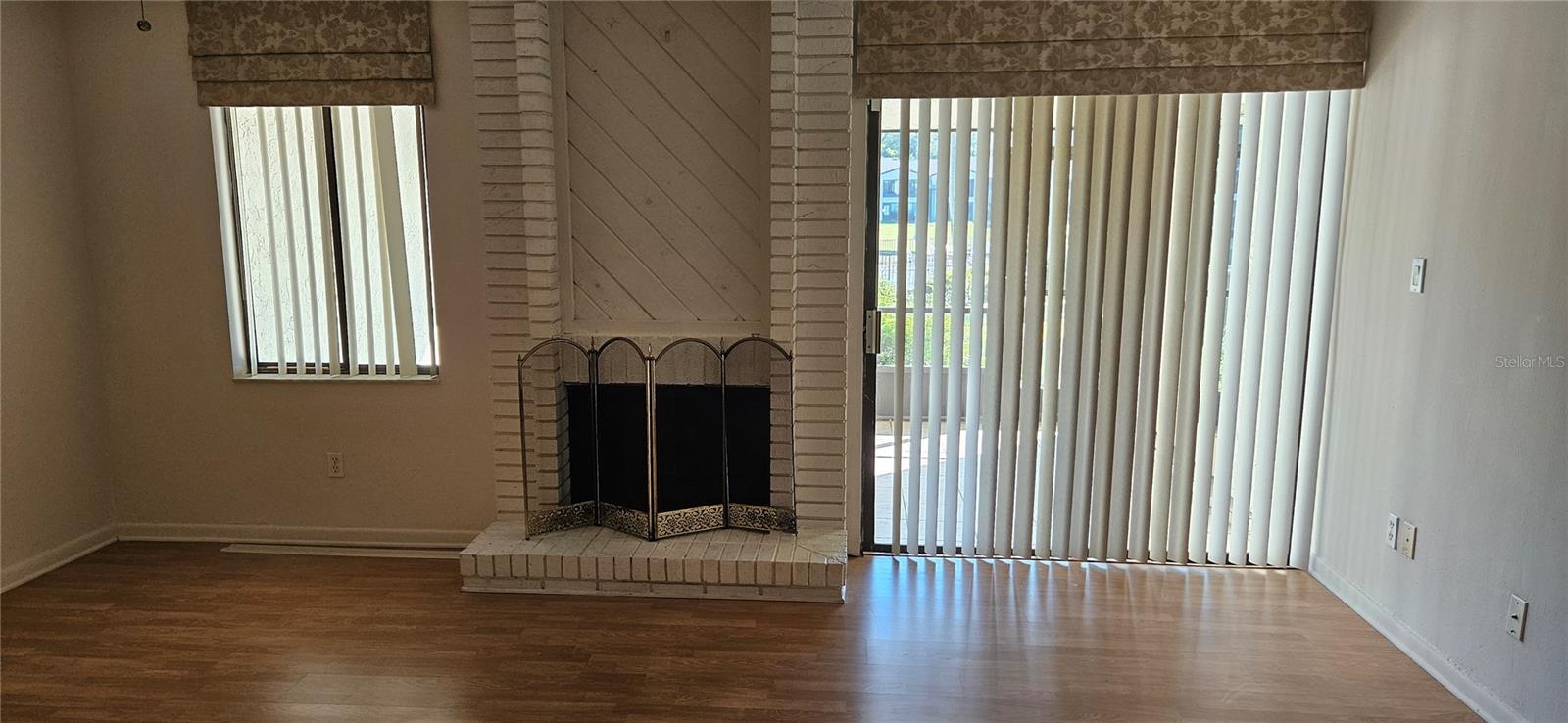 2 Escondido Circle, FL