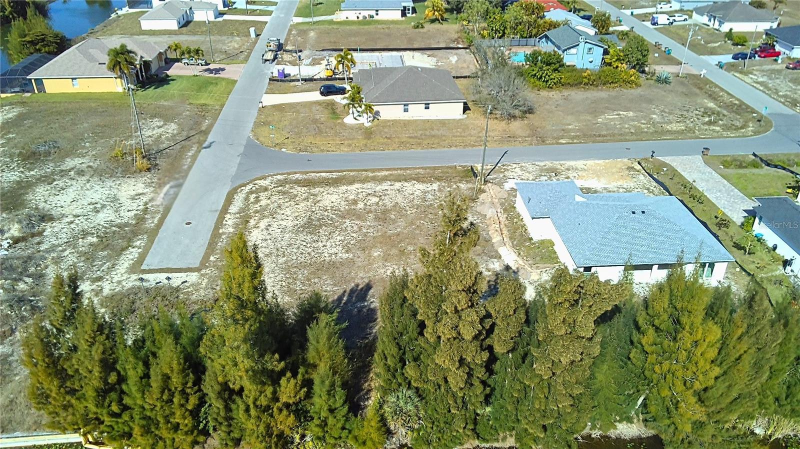 122 9th Street, FL