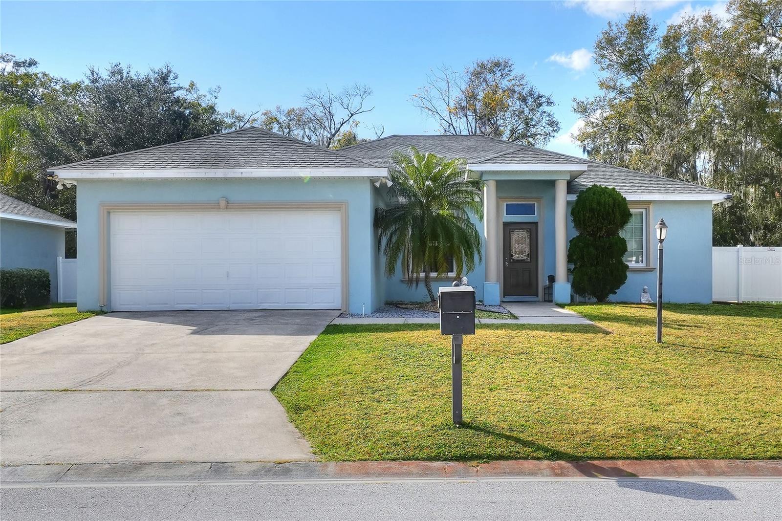1703 Oakwood Estates Drive, FL