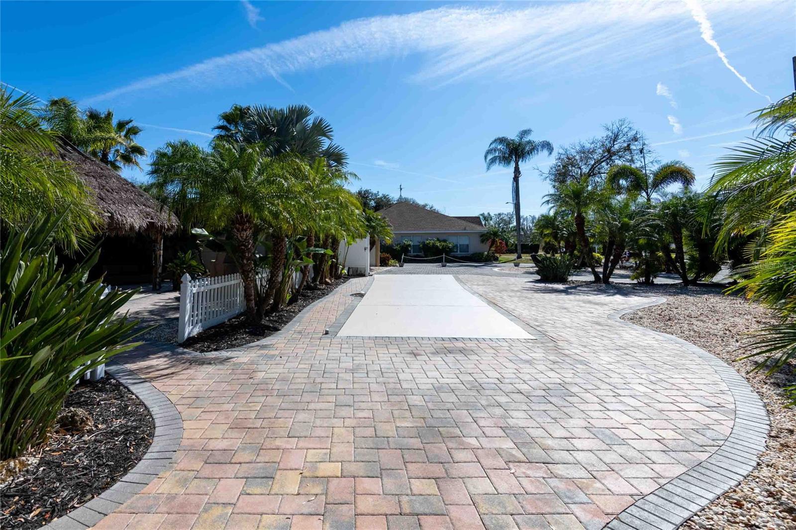 20300 Leonard Road, FL