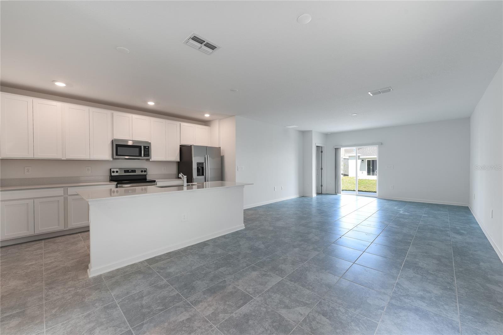 2363 Burney Falls Ln Lane, FL