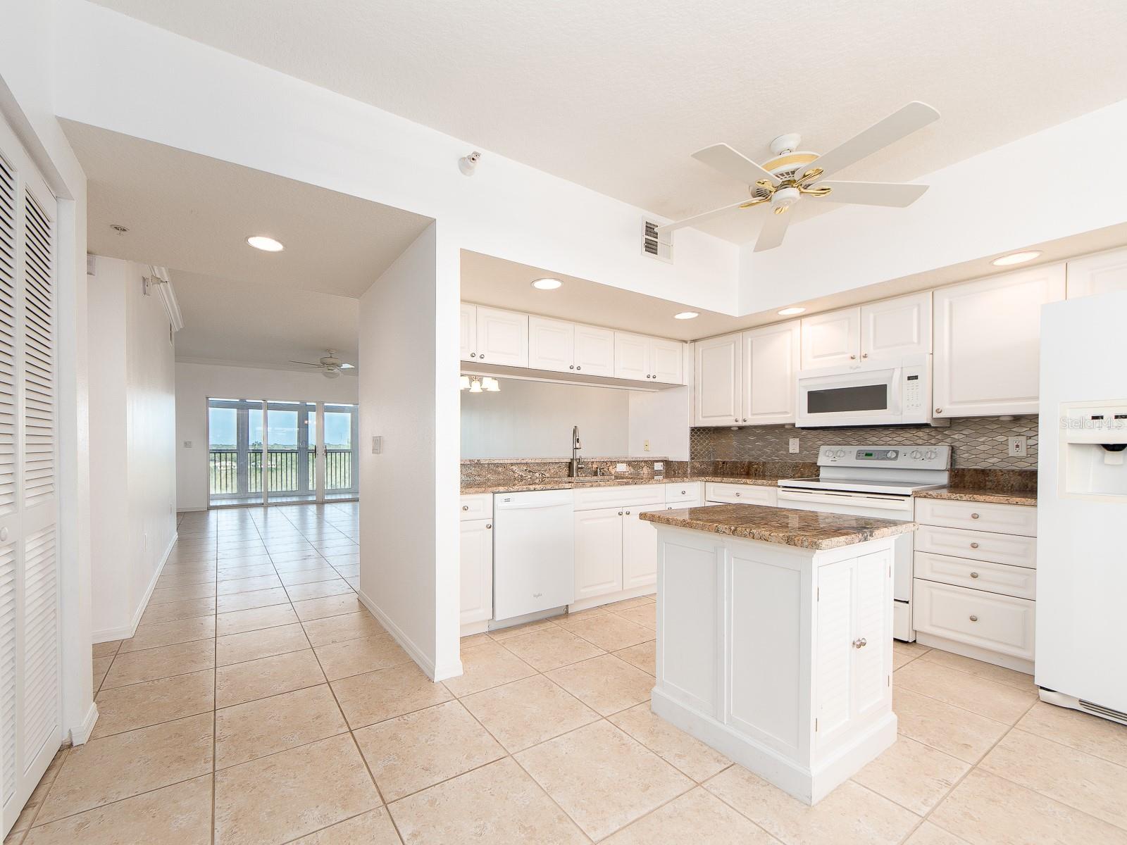 6550 Shoreline Drive, FL