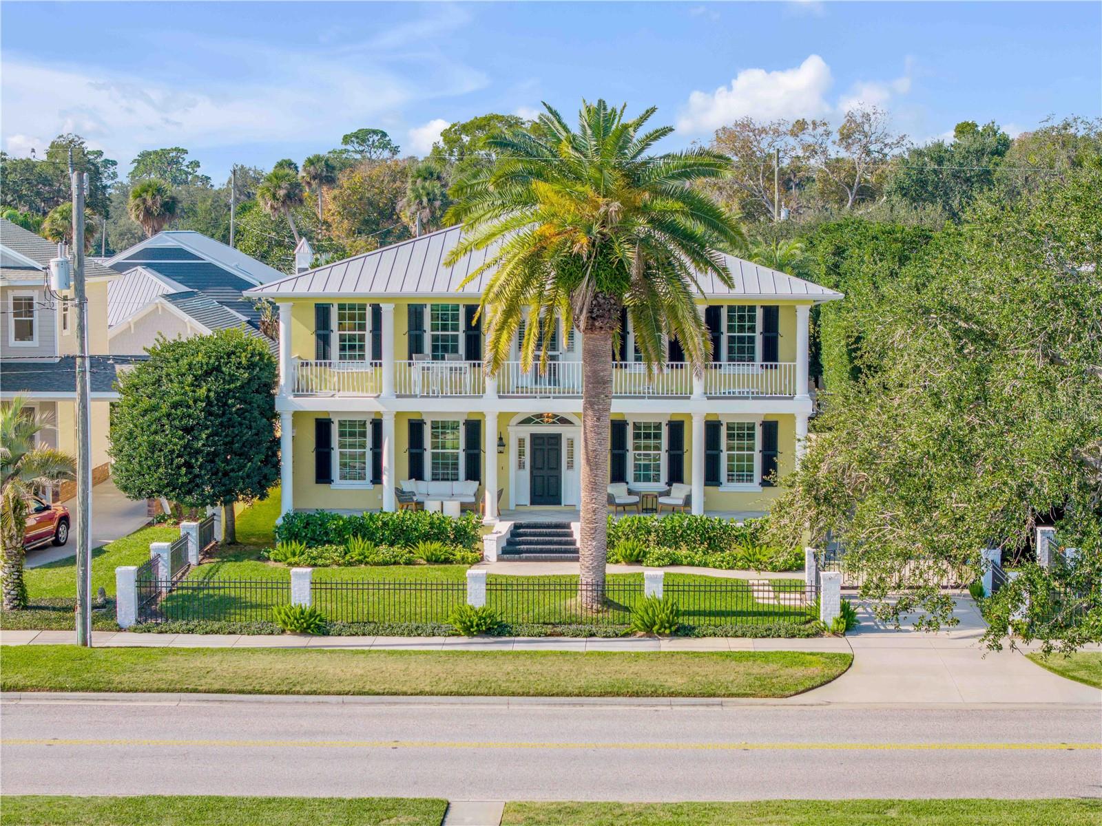 1212 Riverside Drive, FL