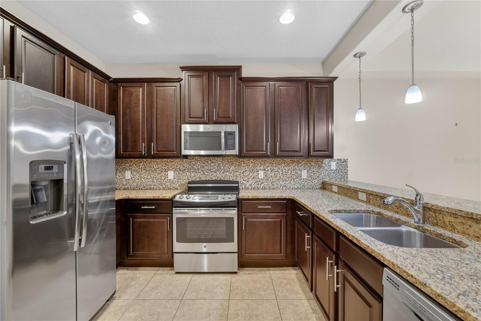 8087 Brooksville Drive, FL
