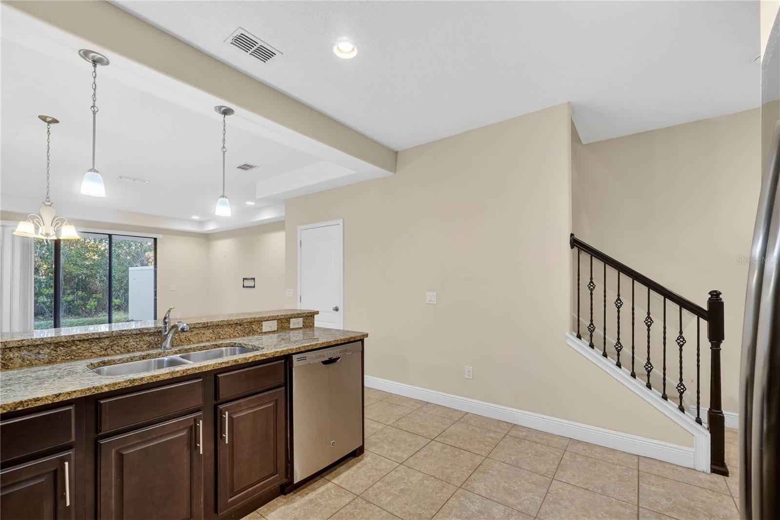 8087 Brooksville Drive, FL