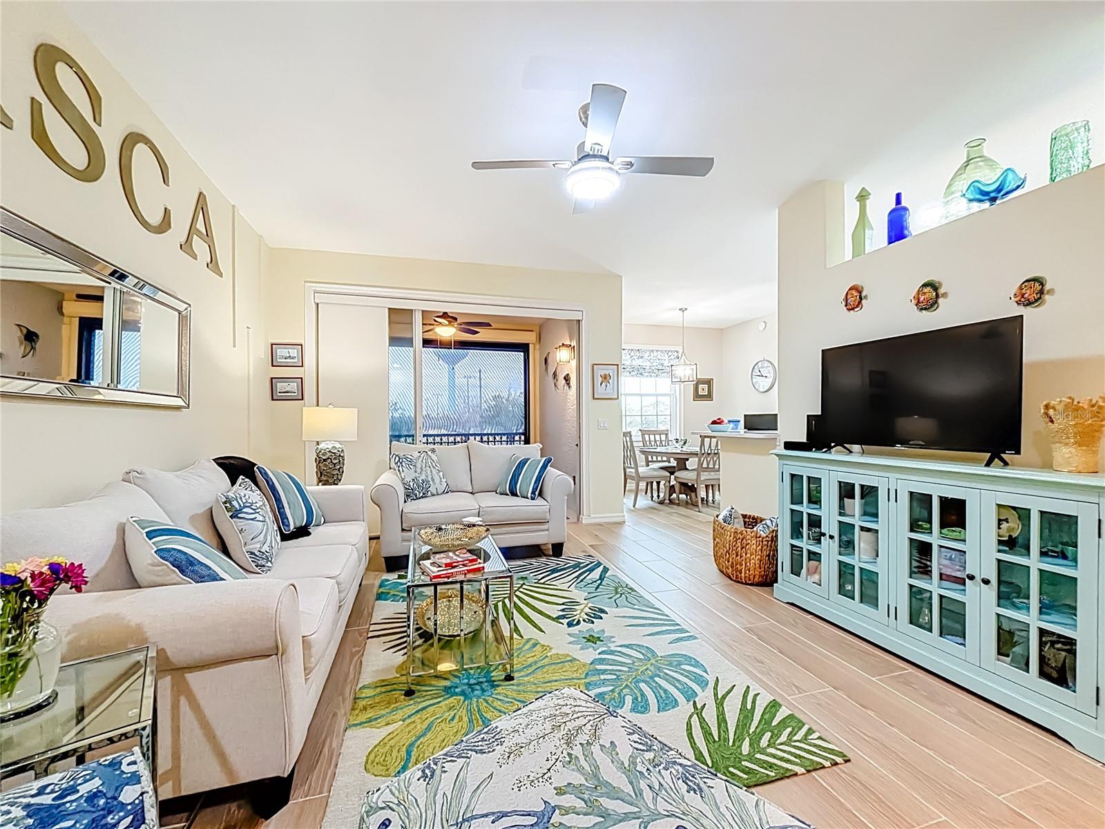 960 Cooper Street, FL