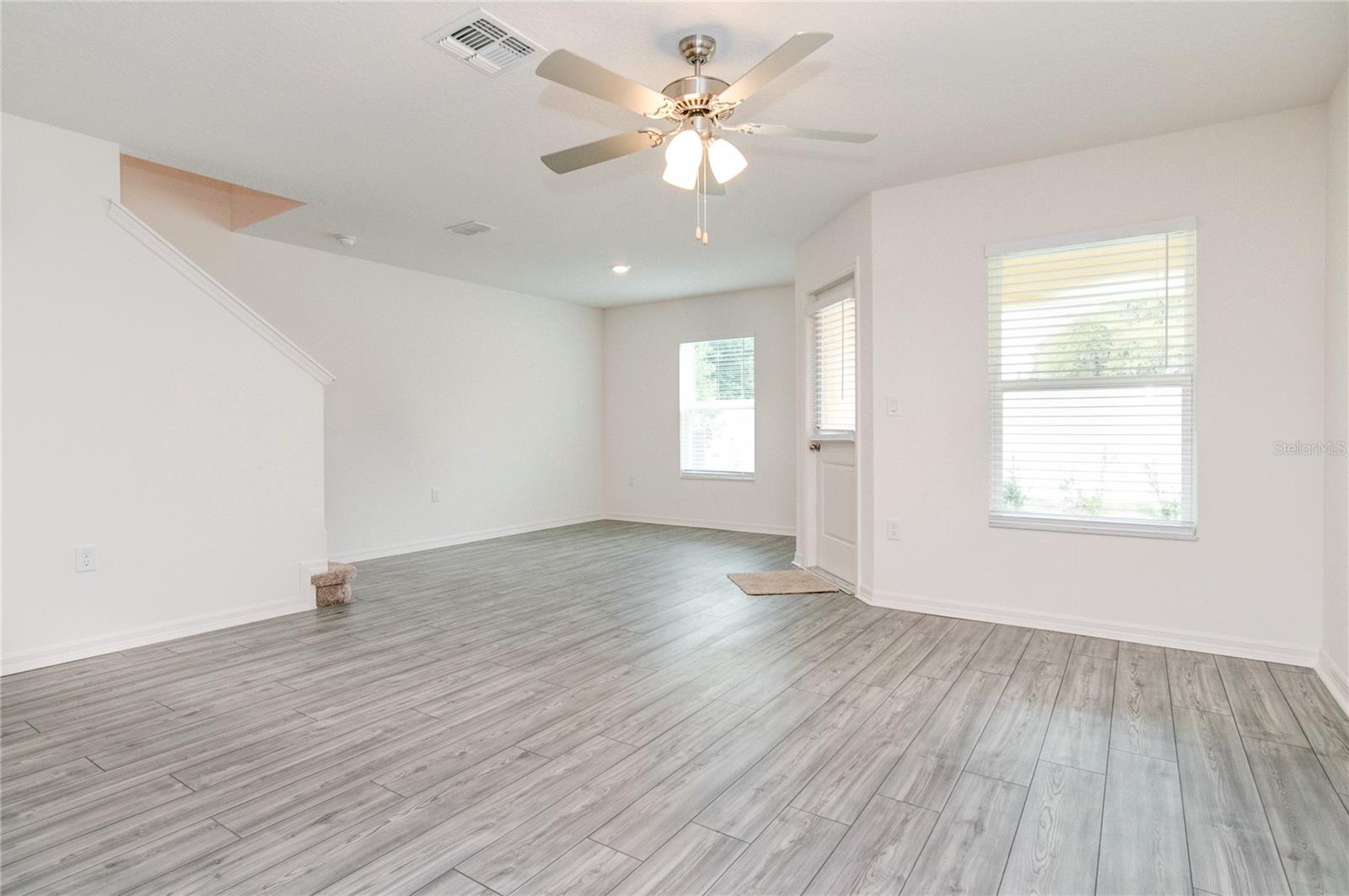 1569 Wynford Circle, FL