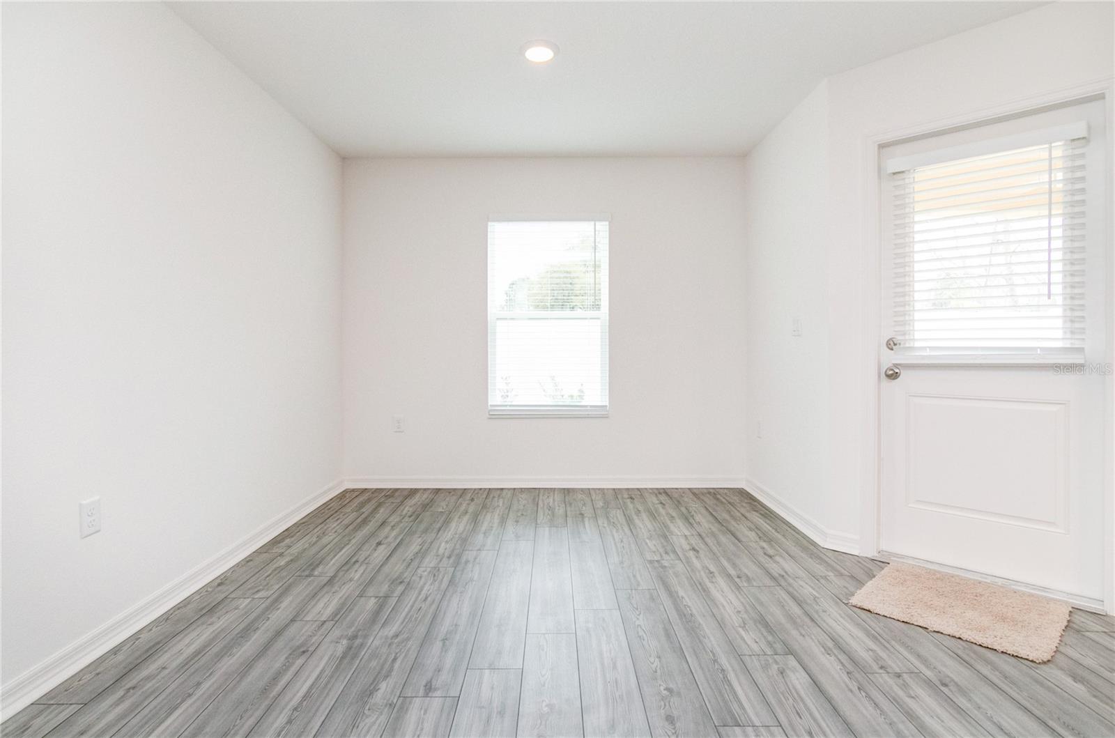 1569 Wynford Circle, FL