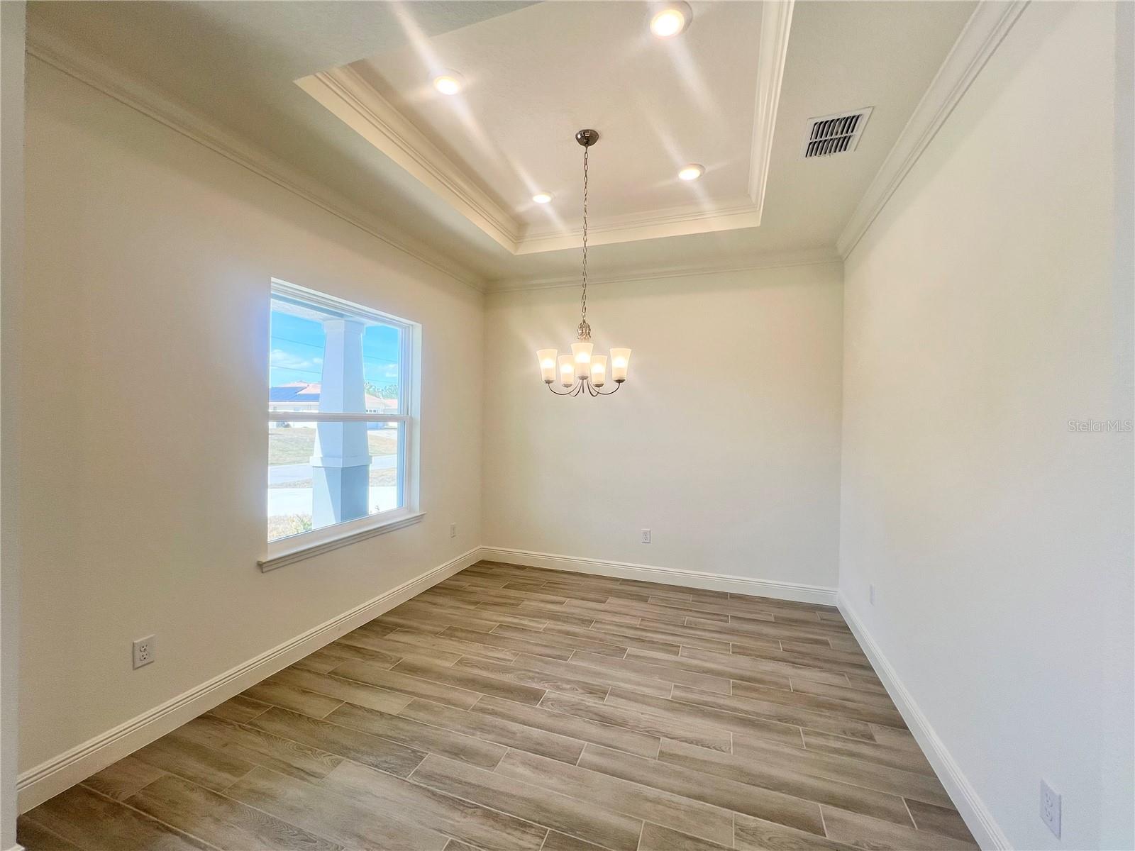 31 Fallen Oak Lane, FL