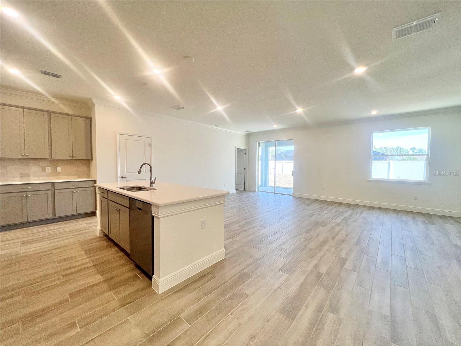 31 Fallen Oak Lane, FL