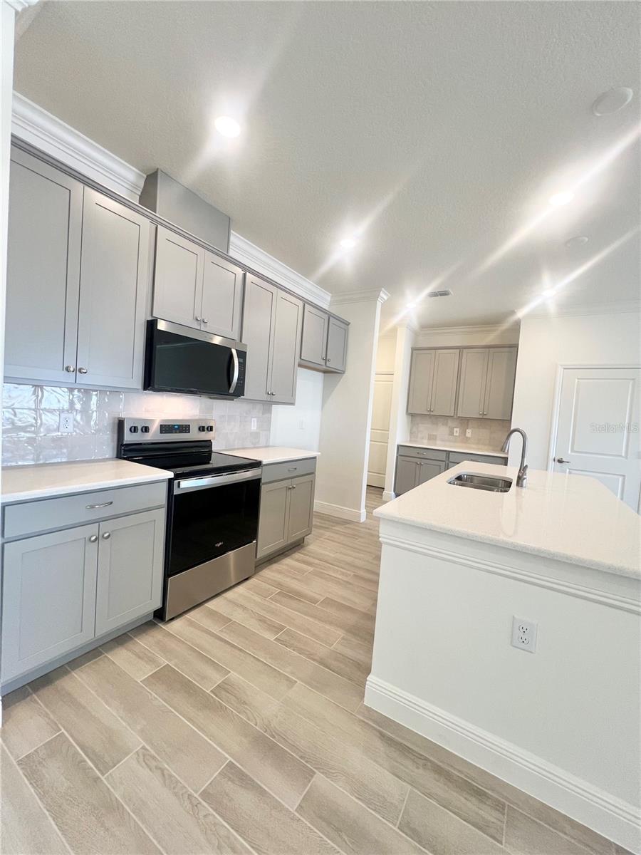 31 Fallen Oak Lane, FL