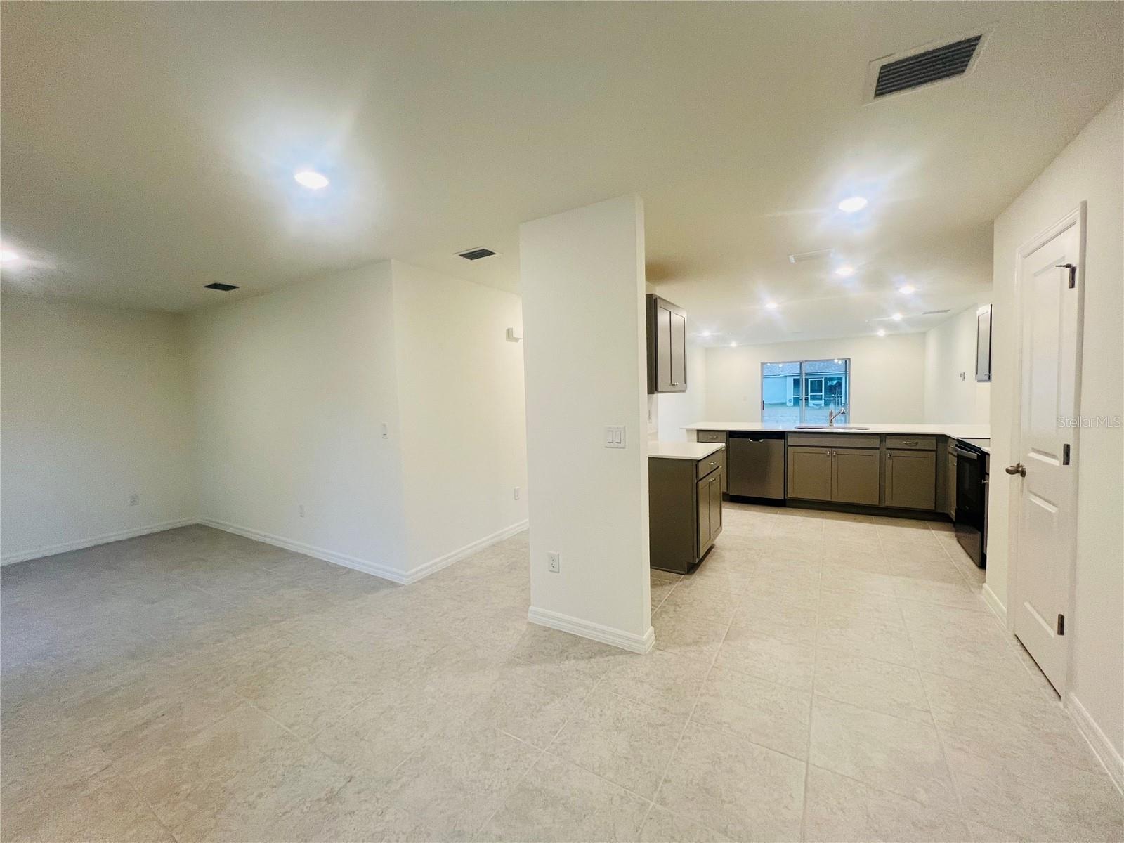 20 Slumber Path, FL