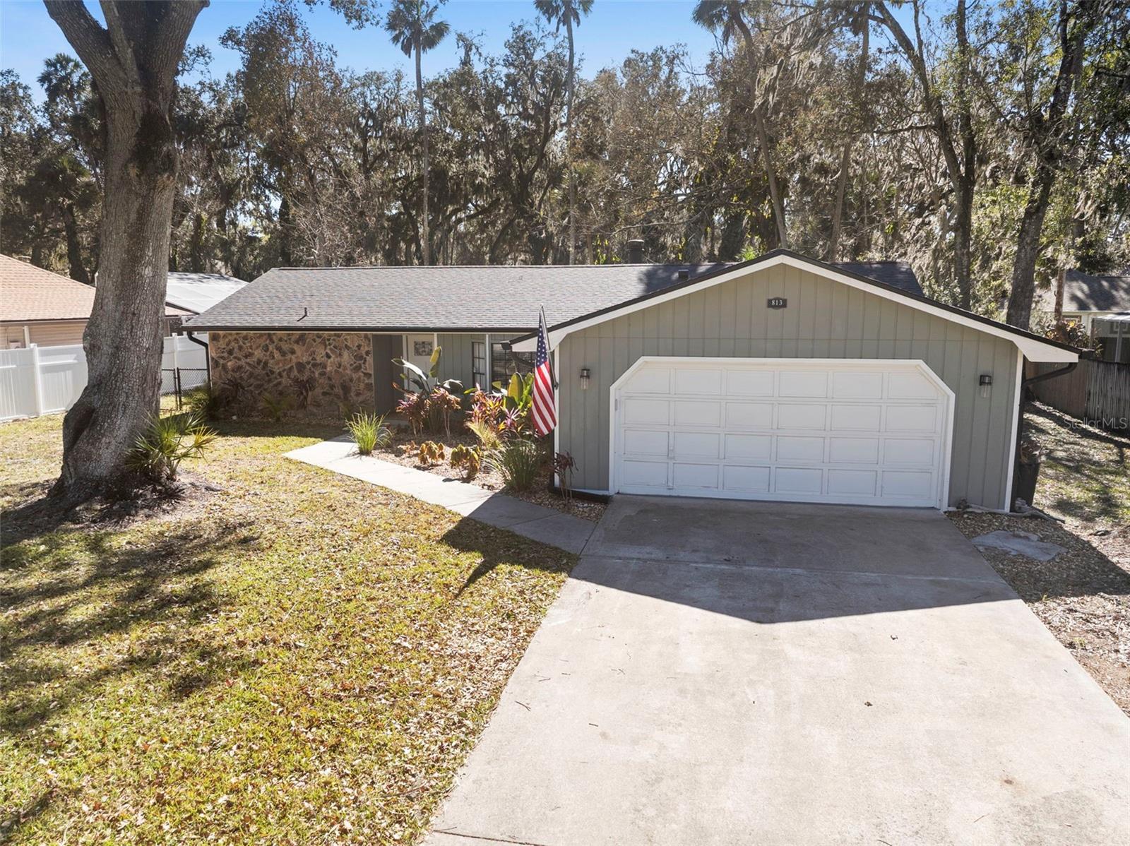 813 Sugar House Drive, FL