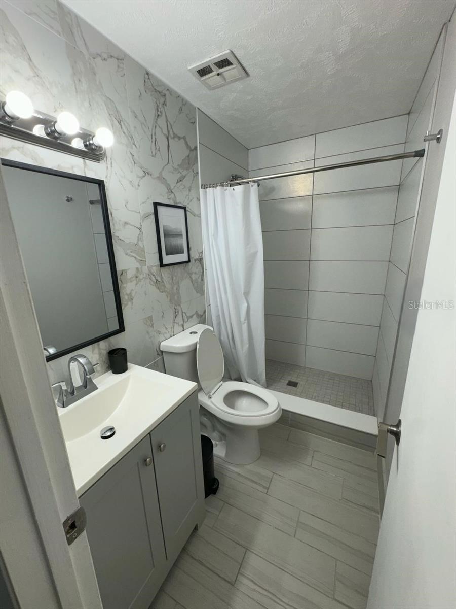 1649 Oak Ridge Road, FL