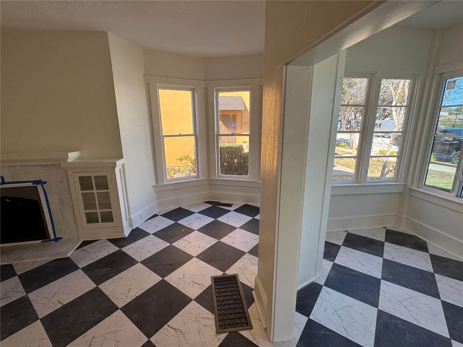 114 Live Oak Street, FL