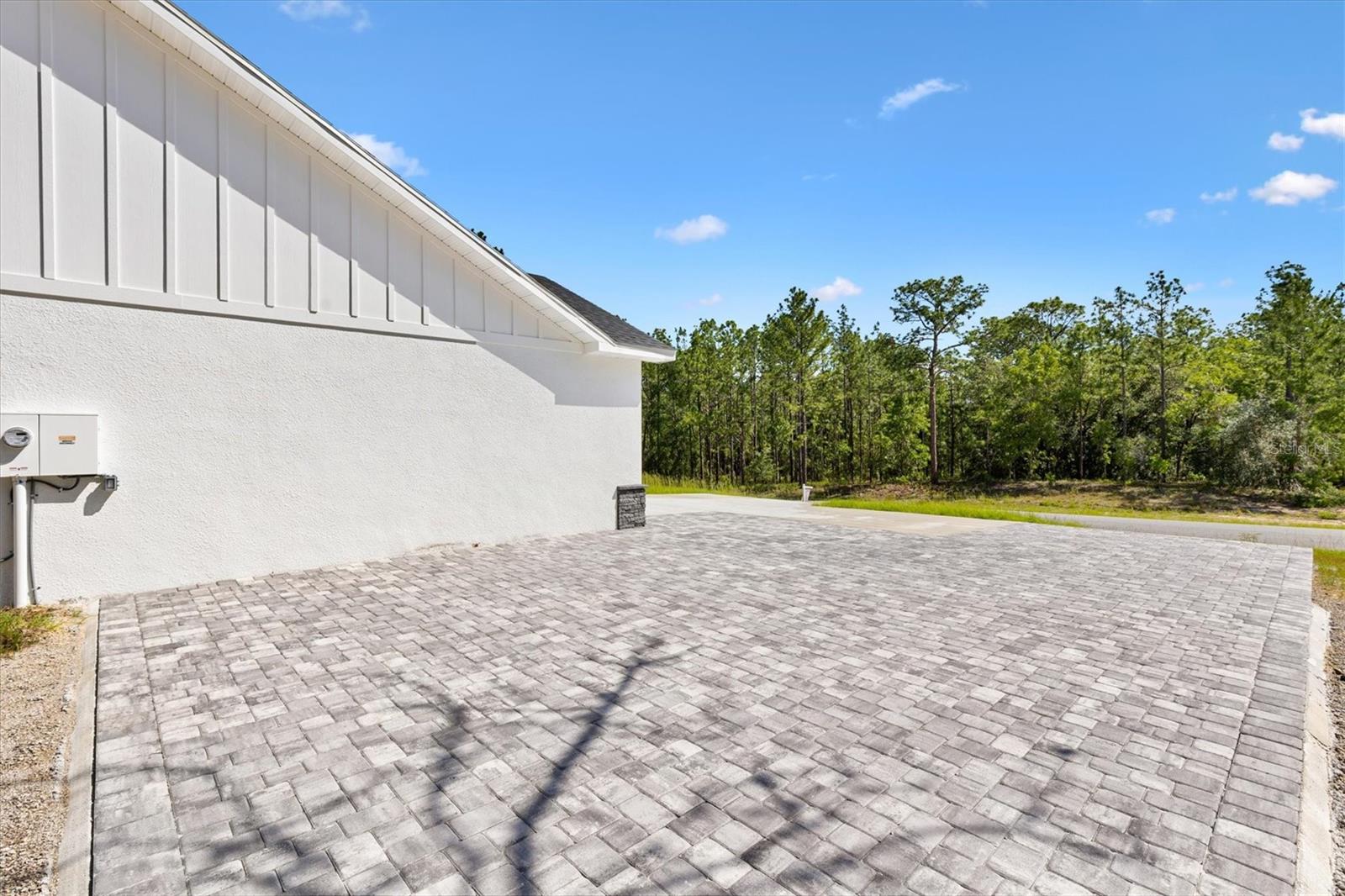 8506 County Road 243, FL