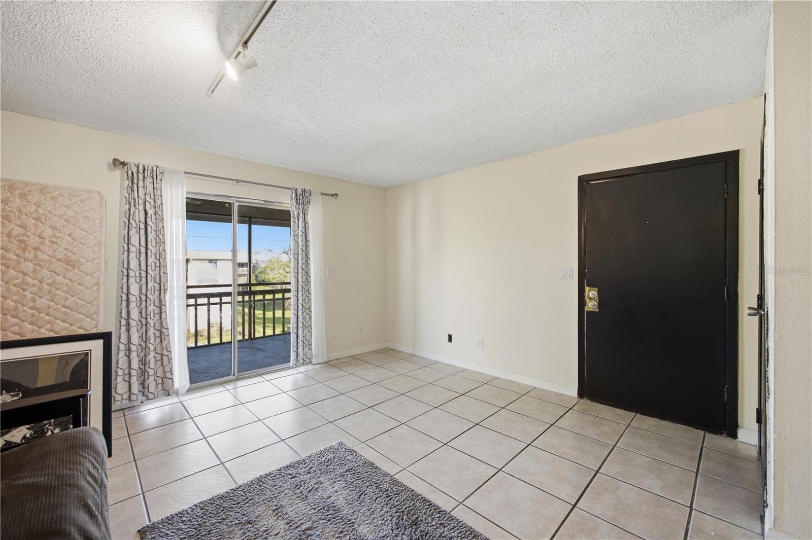 6519 Newberry Road, FL