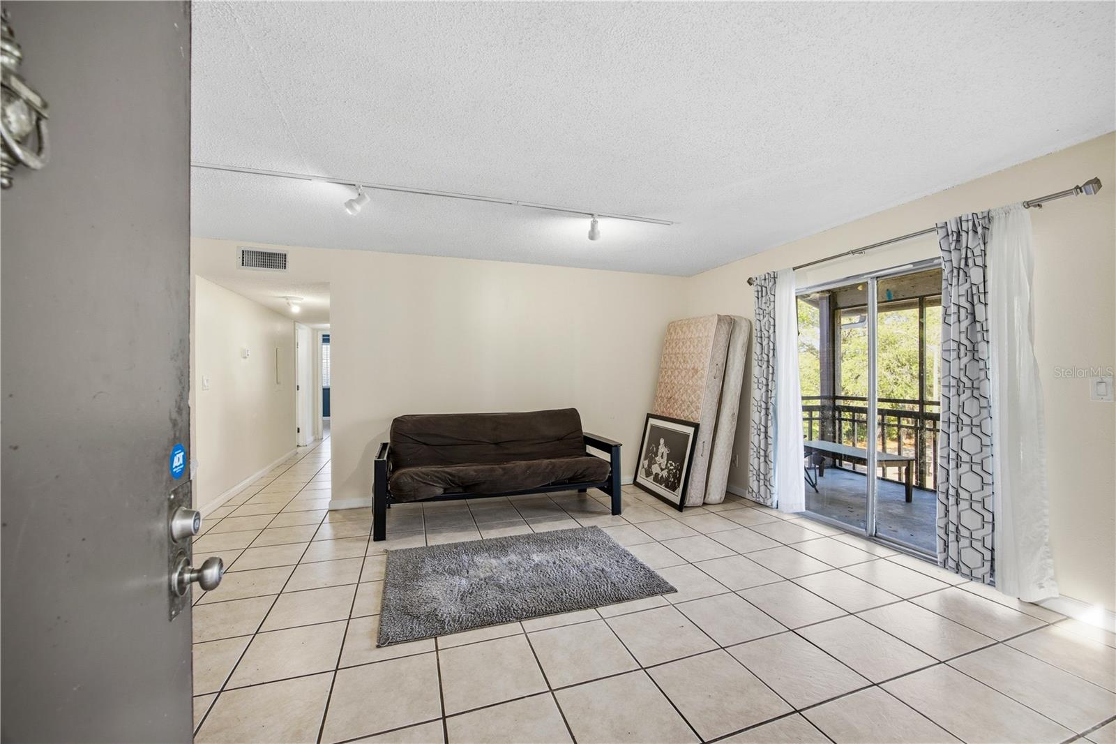6519 Newberry Road, FL