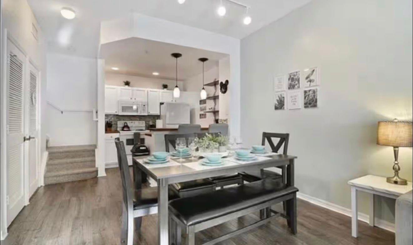 4560 Yellowgold Road, FL