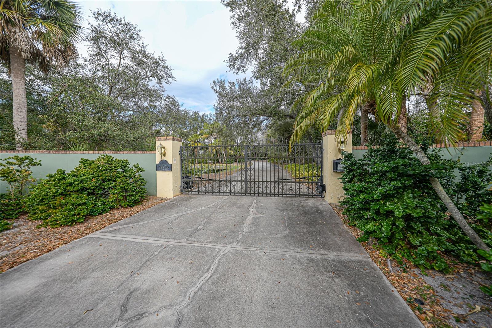 24646 Tangerine Avenue, FL