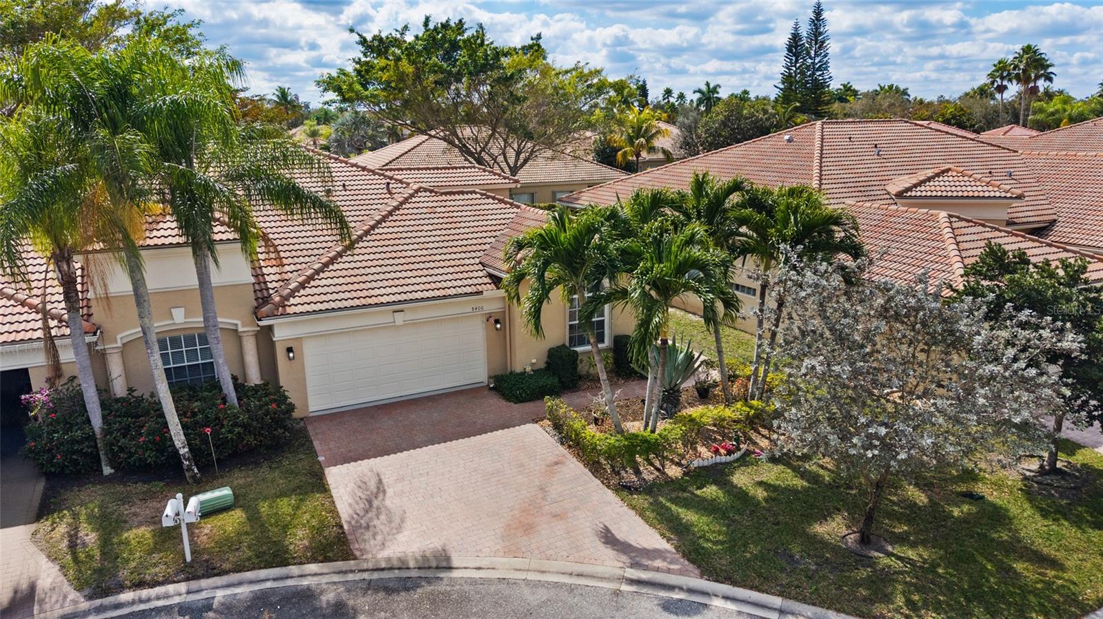 8400 Nicholls Point, FL