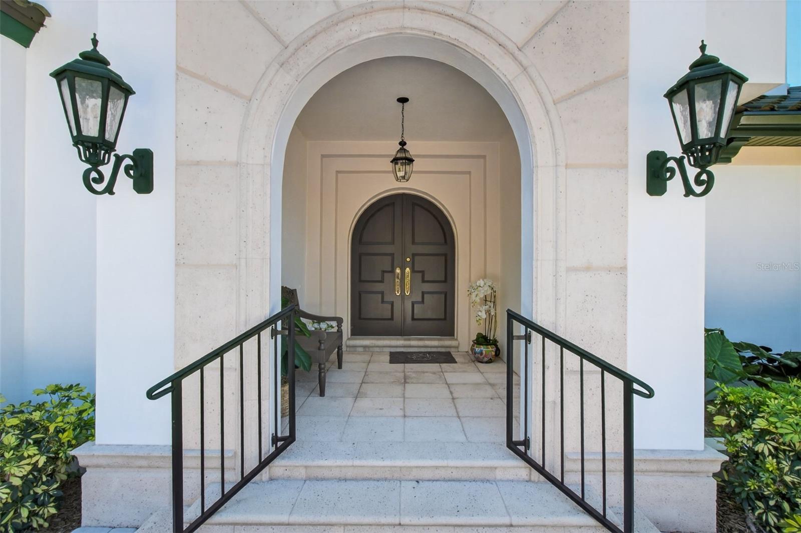 1100 Tortuga Circle, FL