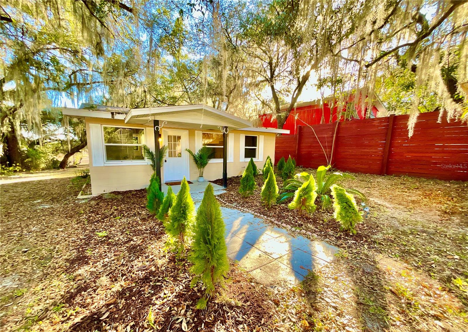 111 2nd Street, FL