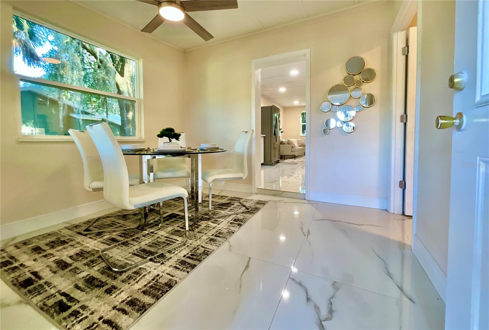 111 2nd Street, FL