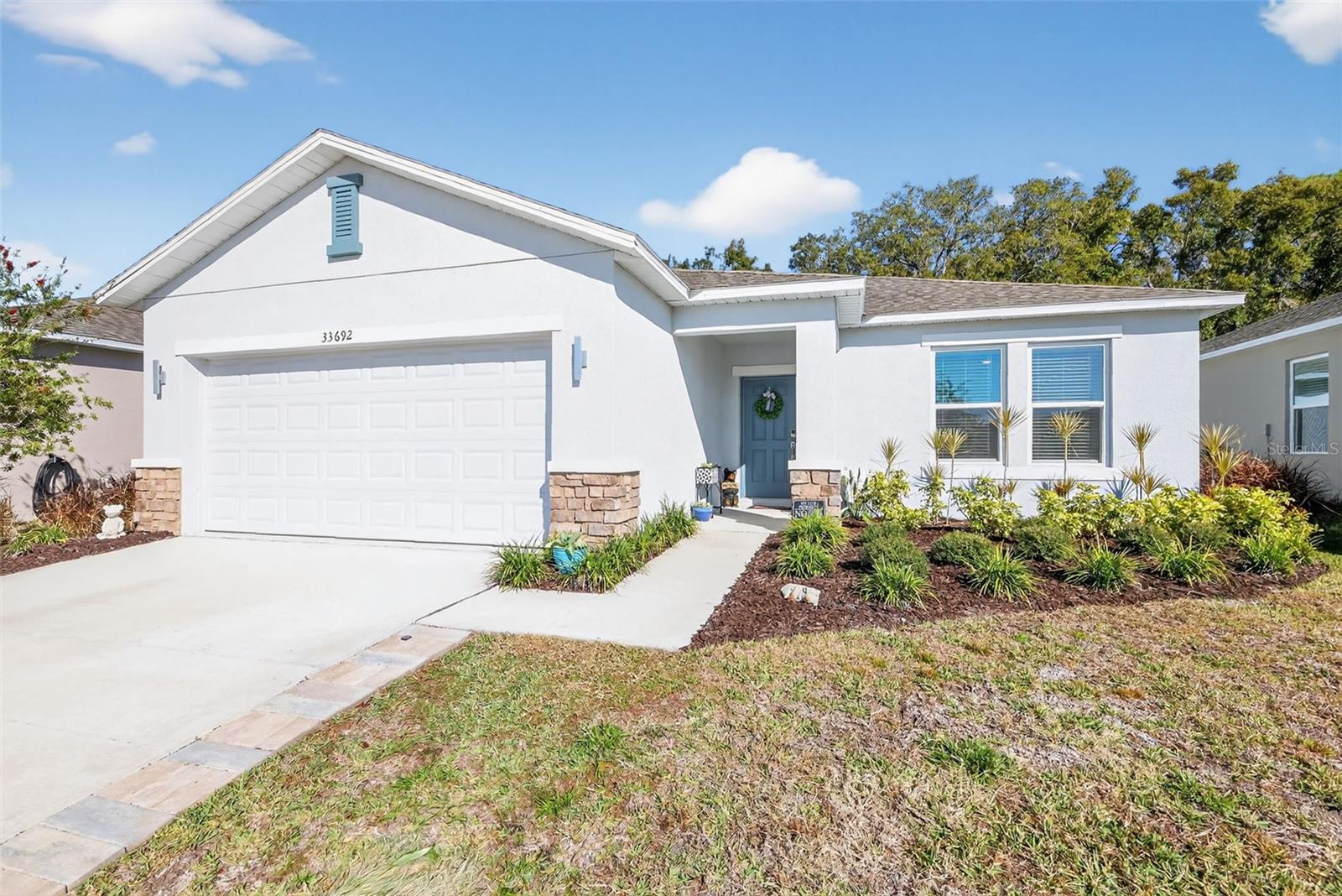 33692 Sky Blossom Circle, FL
