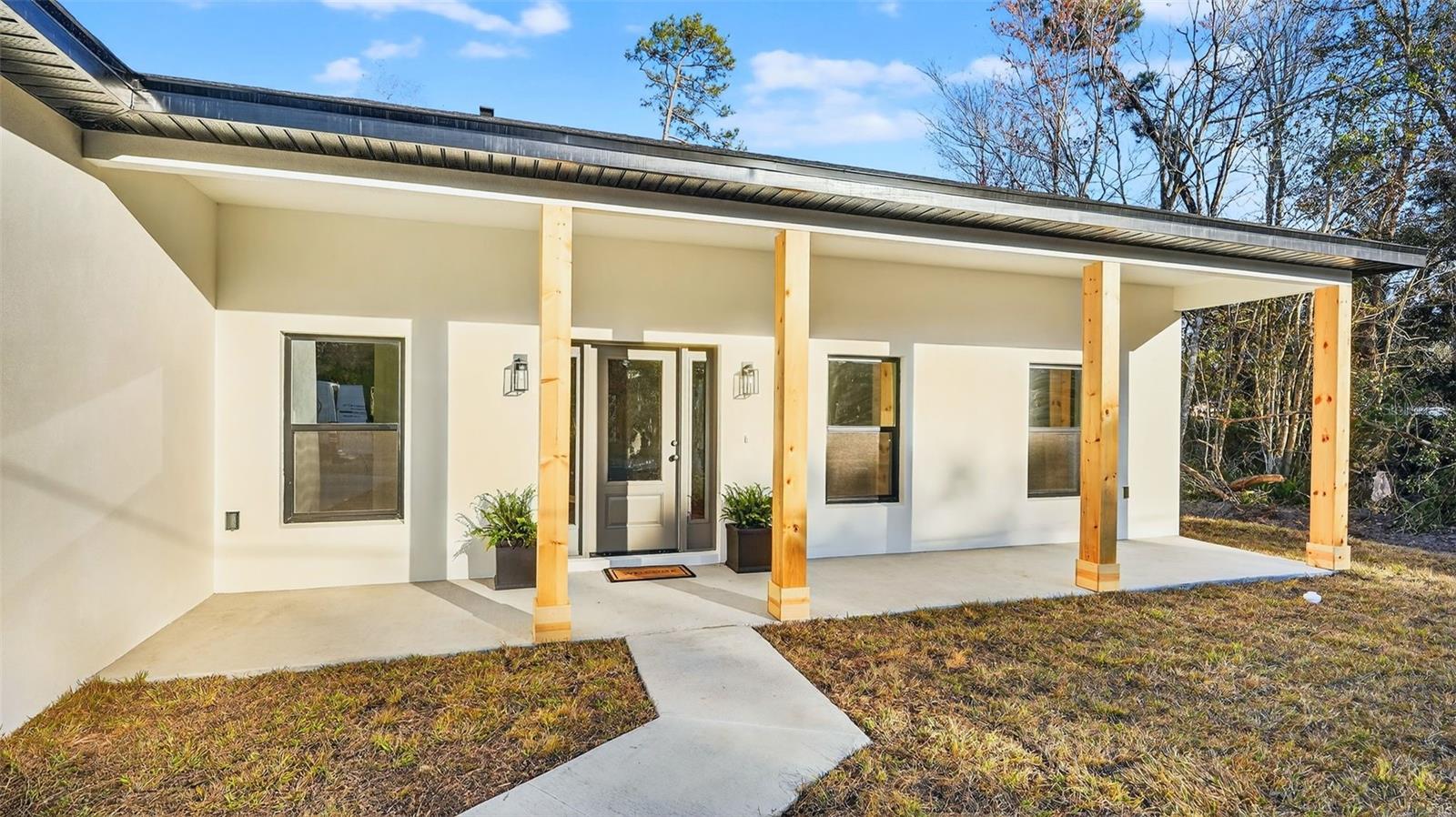 257 Lago Vista Street, FL